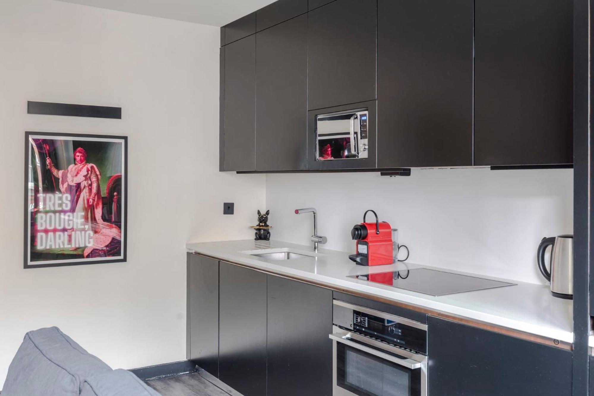The Sassy - Soho - By Frankie Says Apartment London Exterior photo
